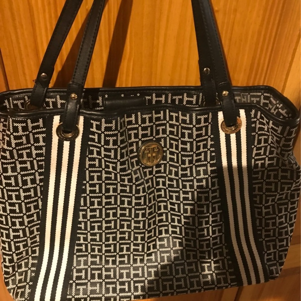 Tommy Hilfiger Purse